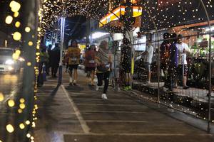 BIB: 
                            <button type="button" onclick="openModal(26220457)" class="btn btn-primary btn-sm float-right btn-popup" data-toggle="modal" data-target=".modal-high-quality">
                        <i class="fas fa-shopping-cart"></i> Add to Cart
                    </button>
                                            <button type="button" onclick="isThisMe(26220457, true)" class="btn btn-success btn-sm float-right btn-popup btn-isme hidden" data-toggle="tooltip" data-placement="bottom" title="นี่คือรูปของคุณใช่ไหม คลิกที่นี่เพื่อเอาเข้าอัลบั้ม">
                        <i class="fas fa-plus"></i> Add to album
                    </button>
                    <button type="button" onclick="isThisMe(26220457, false)" class="btn btn-warning btn-sm float-right btn-popup btn-isnotme hidden">
                        <i class="fas fa-ban"></i> Remove from album
                    </button>